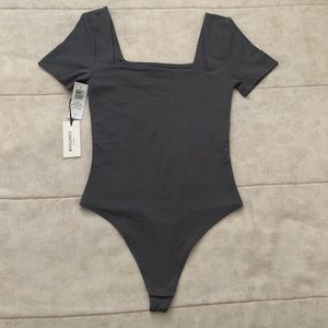 Babaton Aritzia Contour Body Suit